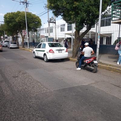 Toluca, México.- Presencia de patrulla universitaria resguardando las instalaciones de la  Facultad de Ciencias de la Conducta. Mayo de 2022