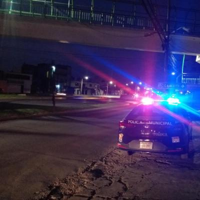 Toluca, México.- Presencia de policía municipal en las afueras de la Facultad de Humanidades. Mayo de 2022